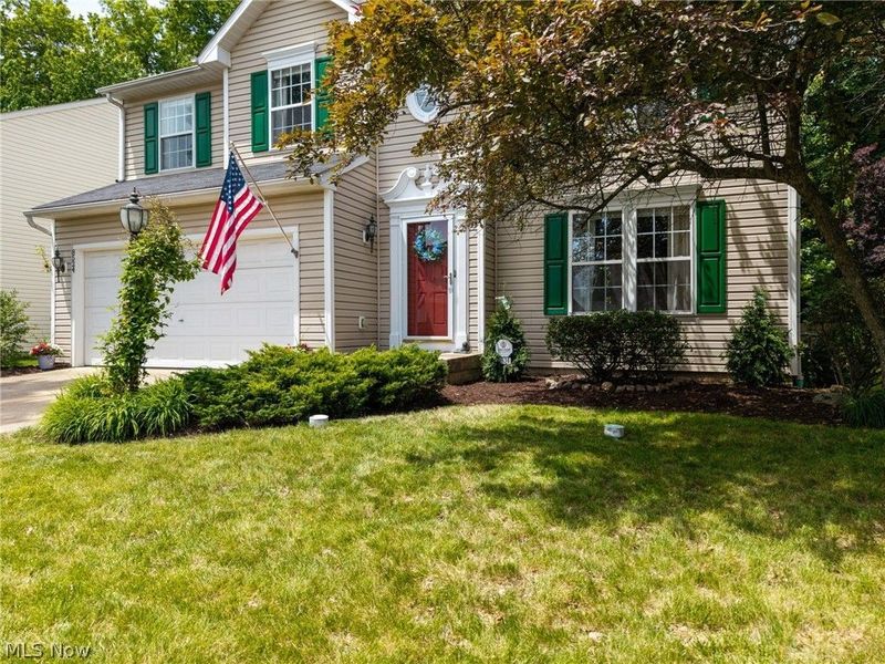8524 Wayside Drive, Olmsted Township, OH 44138 Photo 2