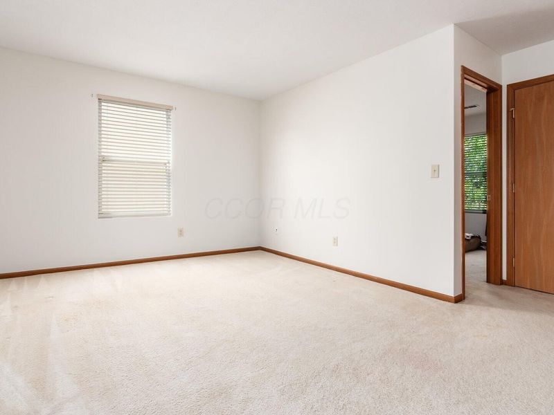 4709 Kenross Drive, Columbus, OH 43207 Photo 19
