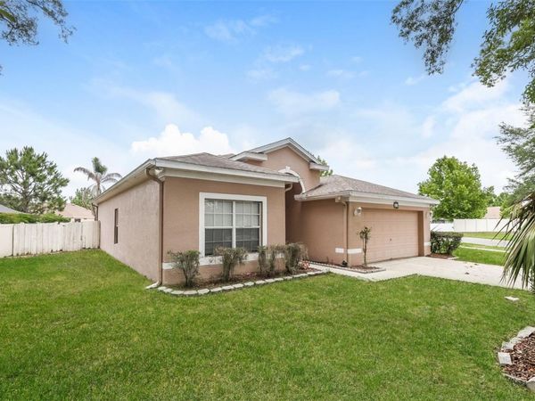 814 COADE STONE DRIVE , SEFFNER, FL 33584
