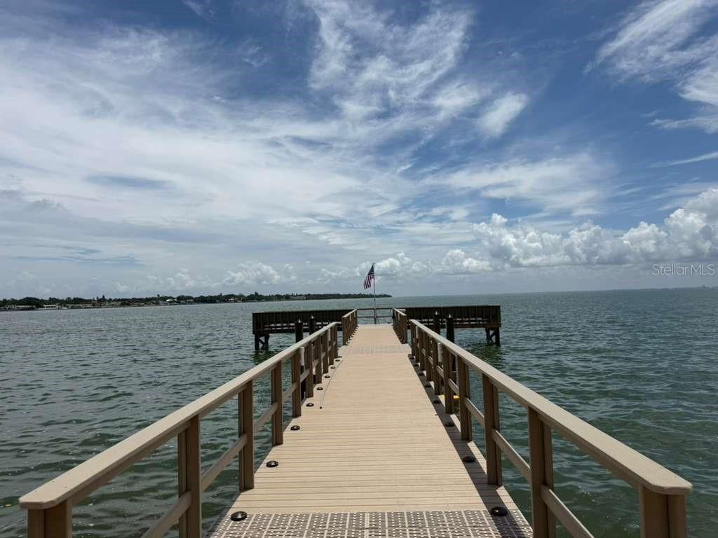 7432 Sunshine Skyway Lane S, Unit 206, Saint Petersburg, FL 33711 Photo