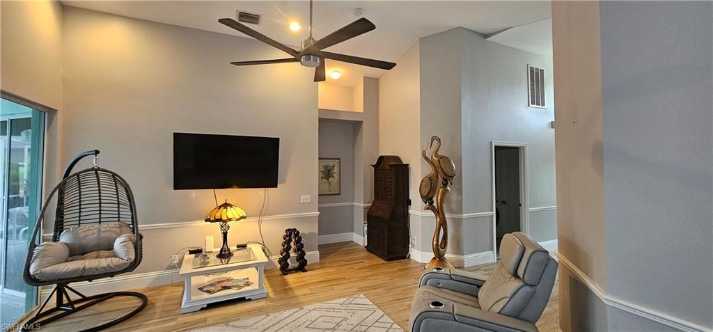 520 Crossfield Cir , Naples, FL 34104 Photo
