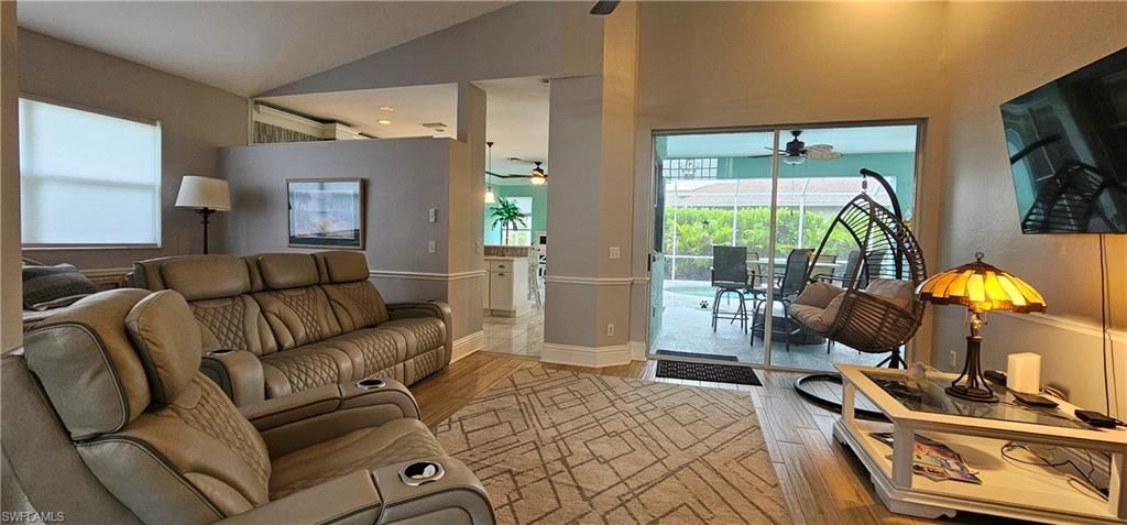 520 Crossfield Cir , Naples, FL 34104 Photo