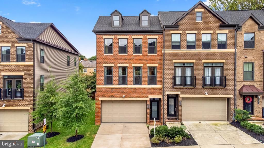 9271 Wood Violet Court, Fairfax, VA 22031 Main Photo
