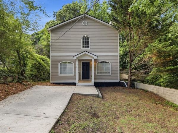 820 Magna Carta Drive NW, Atlanta, GA 30318
