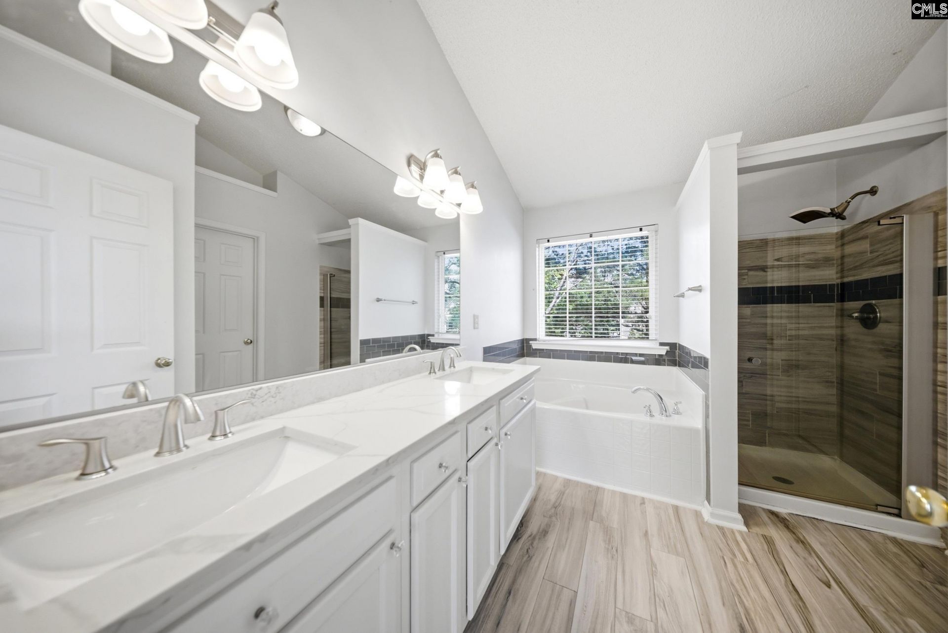 107 Water Hickory Way Photo 10