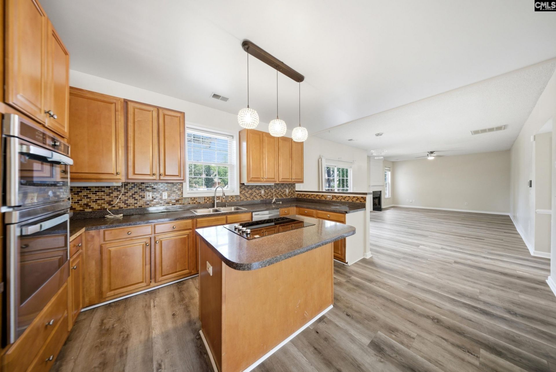 107 Water Hickory Way Photo 4