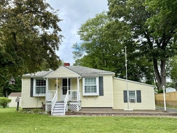 60 Silver Lake, Agawam, MA 01001