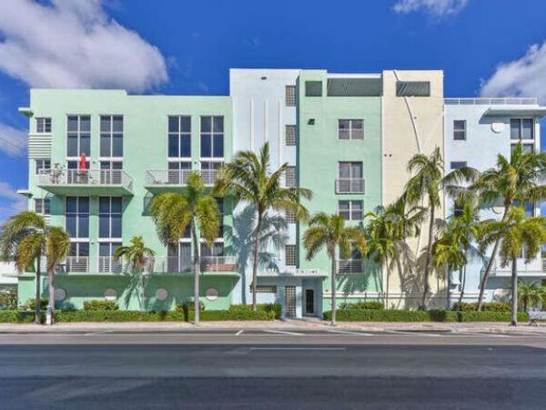 108 Lake Avenue, Unit 406, Lake Worth Beach, FL 33460