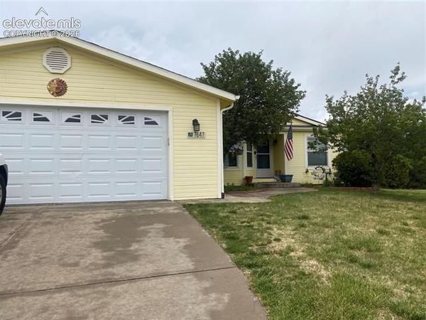 7647 Whiptail Point, Colorado Springs, CO 80922