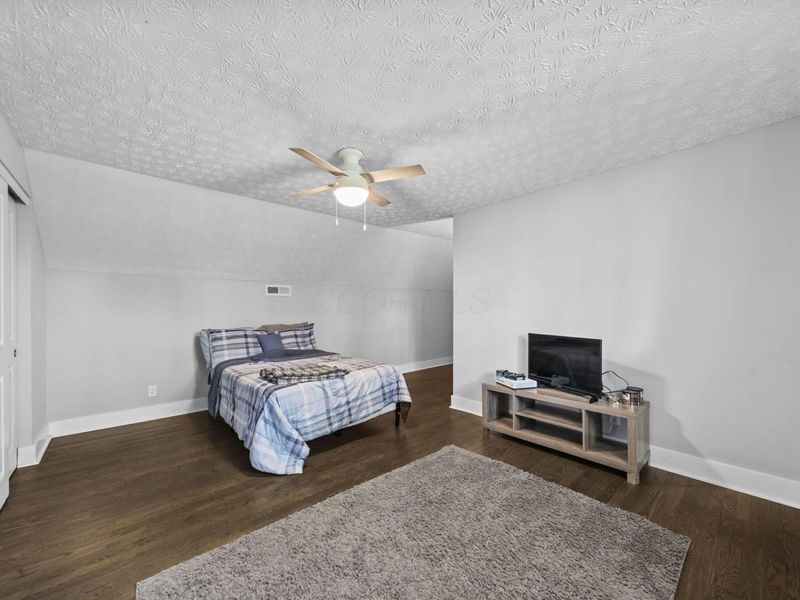 585 Edgewood Drive, Circleville, OH 43113 Photo 35
