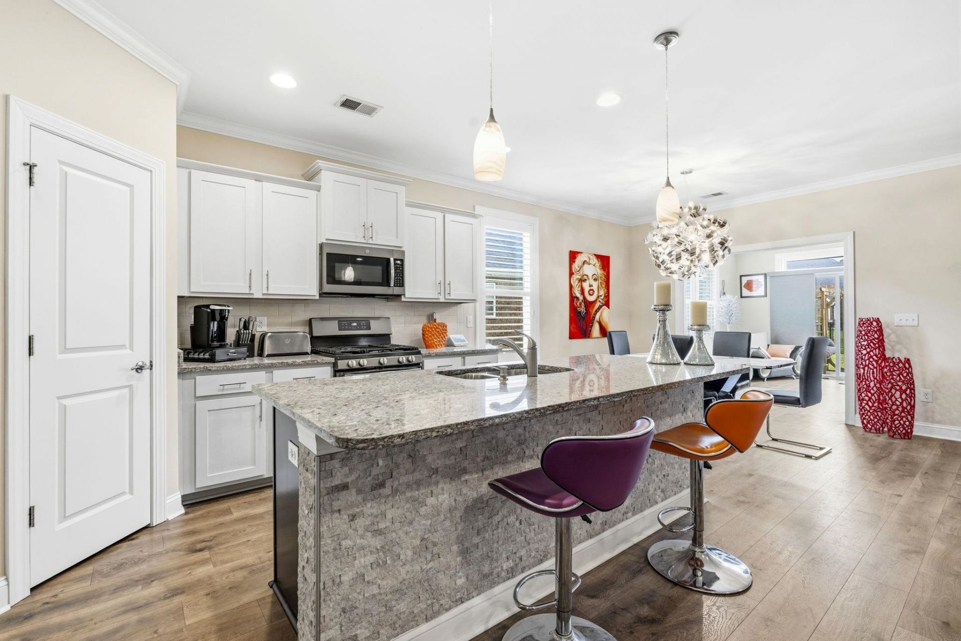 507 Thorton Ct. Photo 10