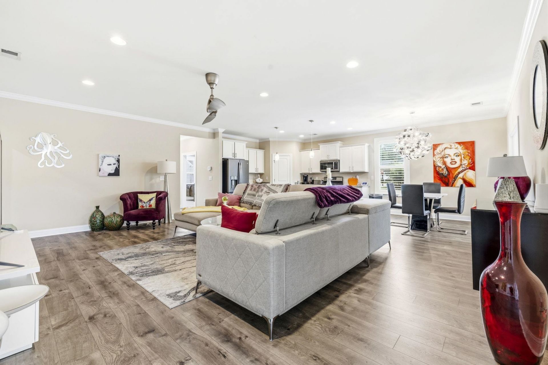 507 Thorton Ct. Photo 4