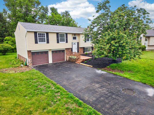 2016 Pembrook Drive , Pittsburgh, PA 15116