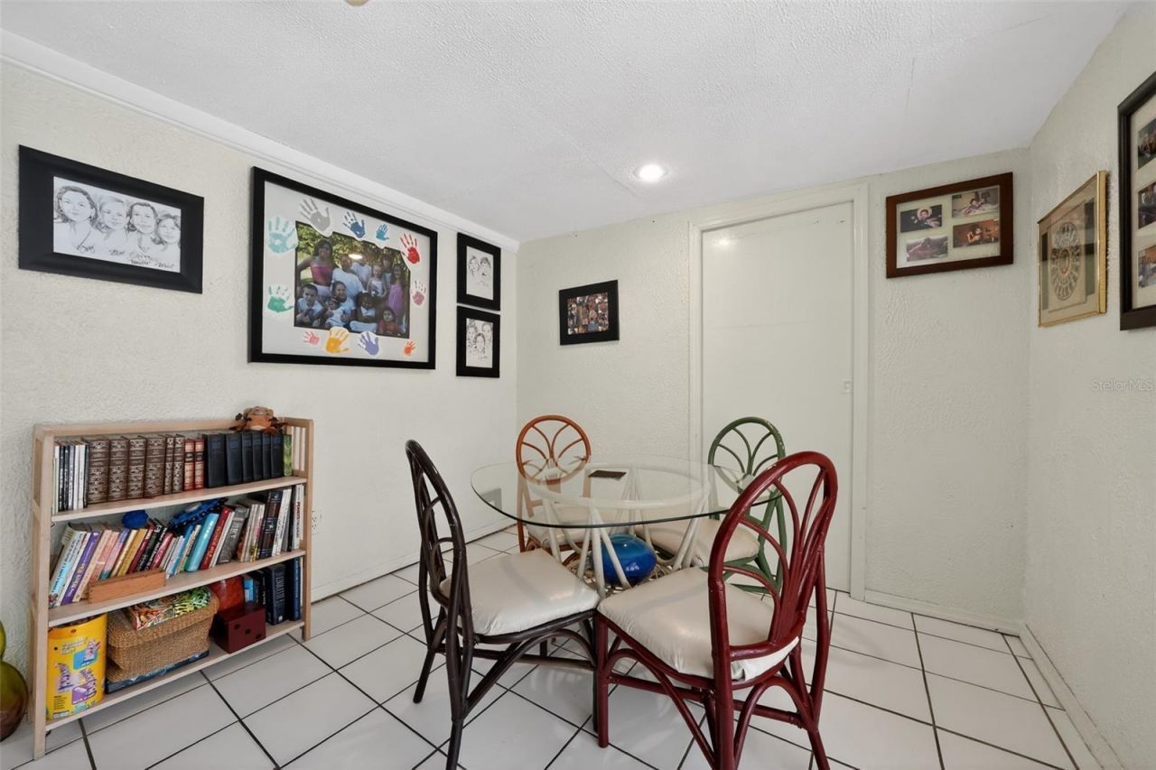 2832 SE Gantry Court , Port Saint Lucie, FL 34952 Photo
