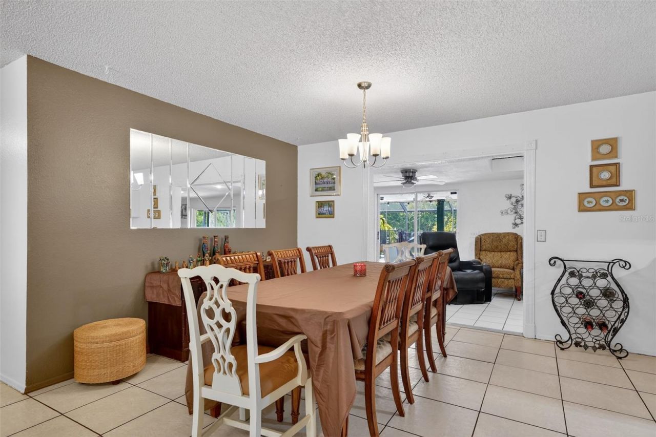 2832 SE Gantry Court , Port Saint Lucie, FL 34952 Photo