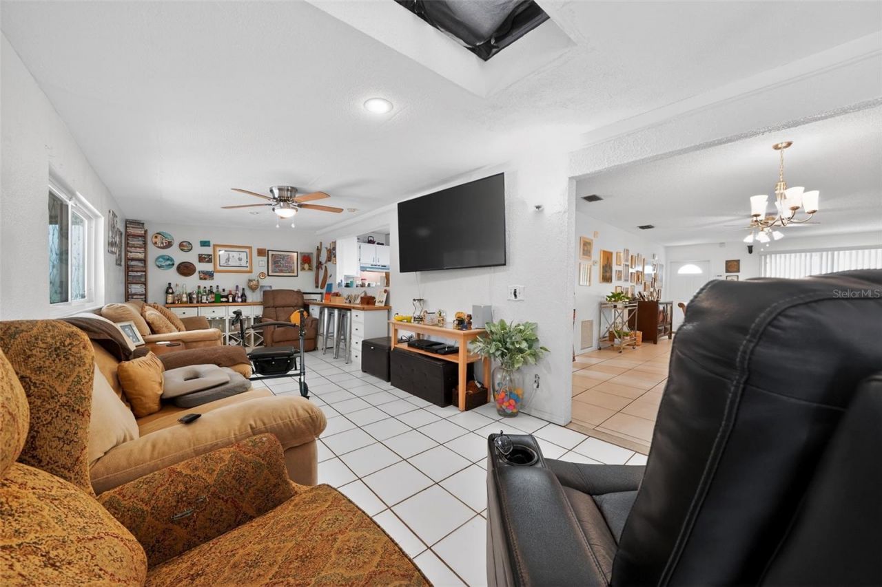 2832 SE Gantry Court , Port Saint Lucie, FL 34952 Photo