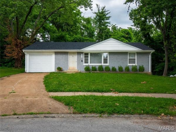 101 Florwood Court, St Louis, MO 63135