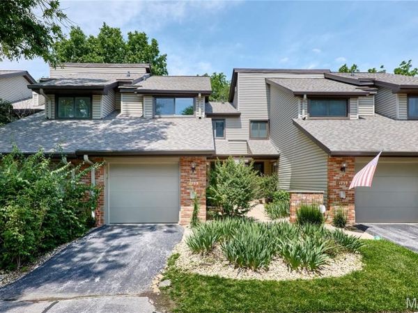 1755 Robin Knoll Court, St Louis, MO 63146