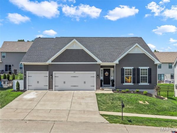 218 Carlton Point Drive, Wentzville, MO 63385