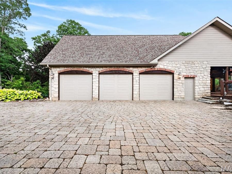 Property Image 94