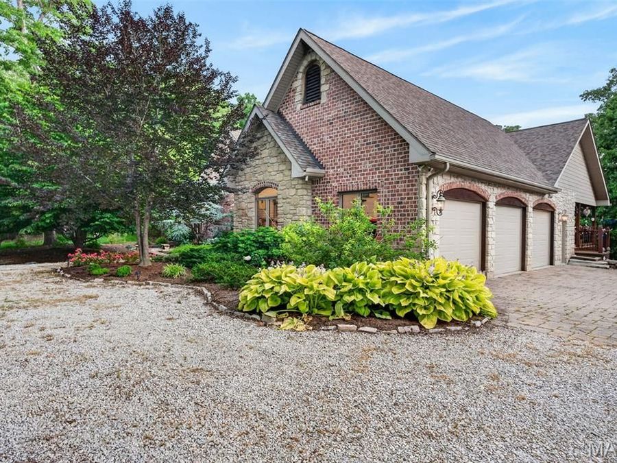 Property Image 95