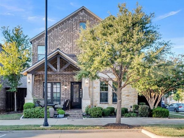 2216 6th Avenue, Flower Mound, TX 75028
