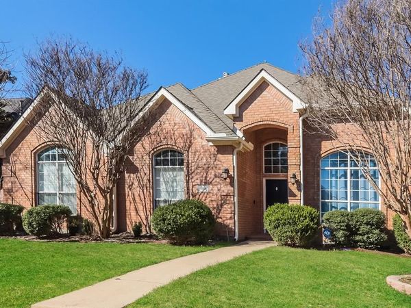 104 Peregrine Drive , McKinney, TX 75072