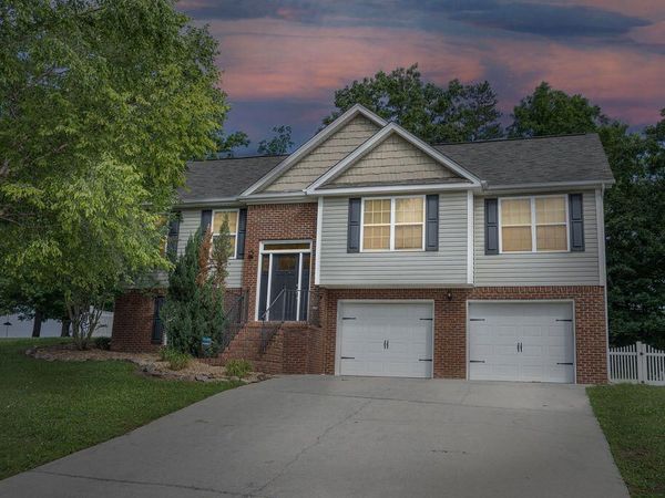 93 Fieldstone Drive, Ringgold, GA 30736