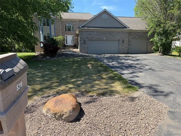 8318 Mill Pointe Court, Atlas Twp, MI 48438
