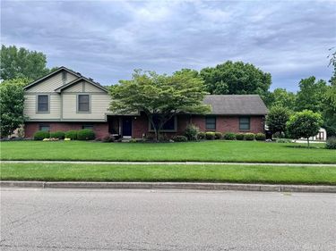 3071 Highlander Drive, Beavercreek, OH 45432