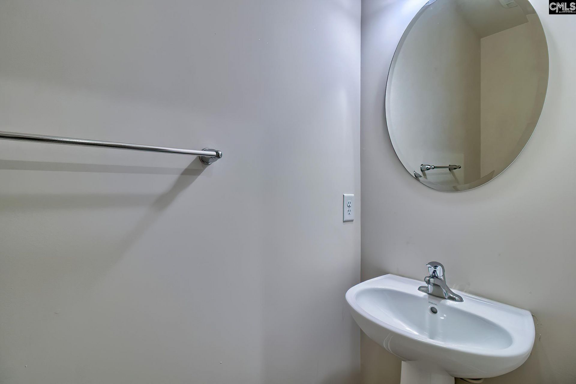 56 Roundtree Road  Photo 30