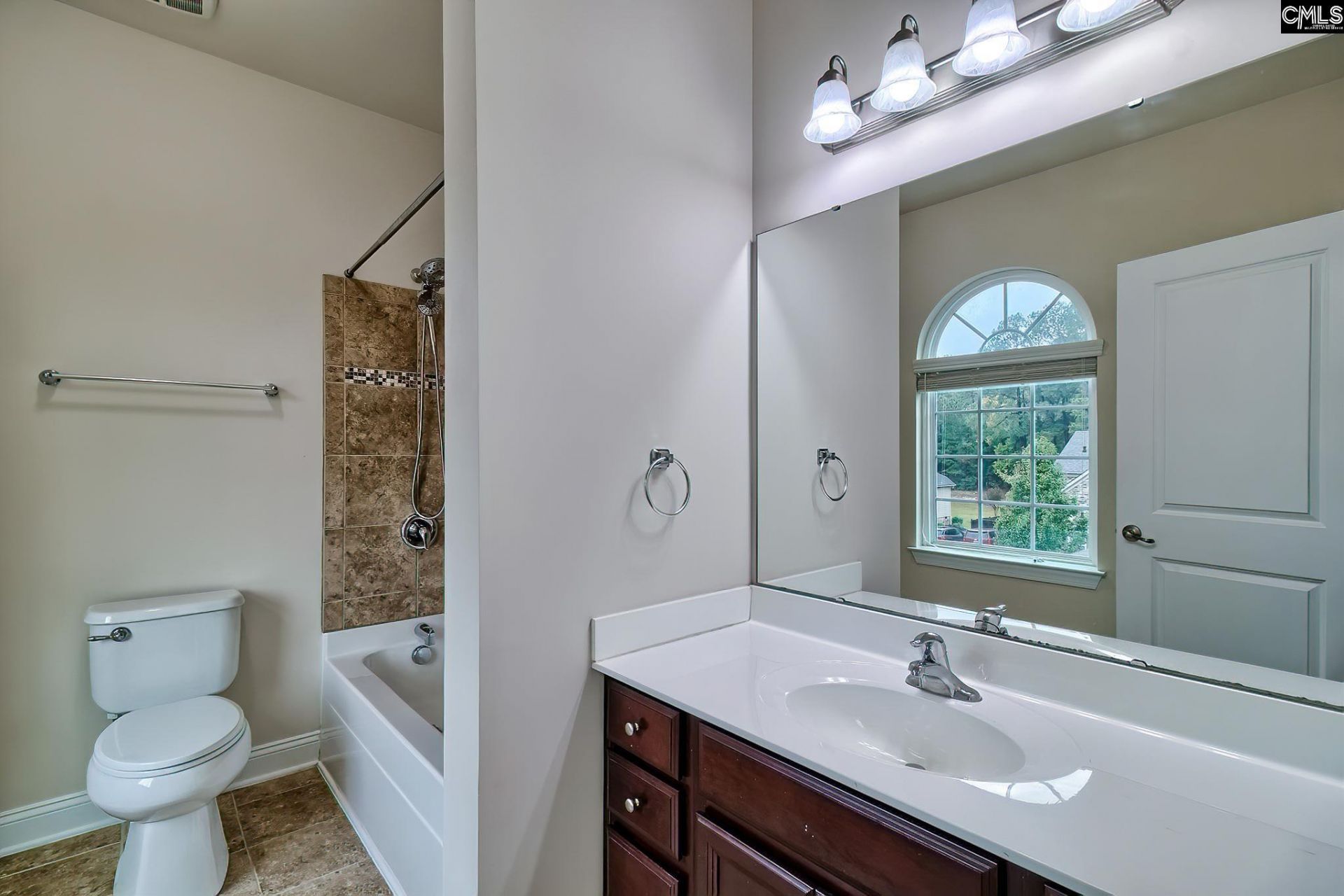 56 Roundtree Road  Photo 44