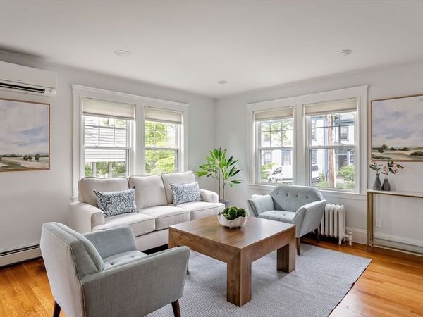 21 Fessenden Rd, Unit 21, Arlington, MA 02476