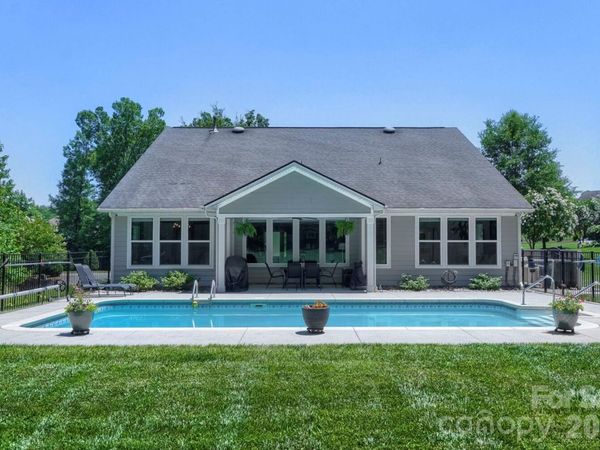 5925 Gatekeeper Lane, Mint Hill, NC 28227