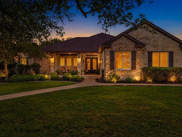 107 W Majestic Oak LN , Georgetown, TX 78633