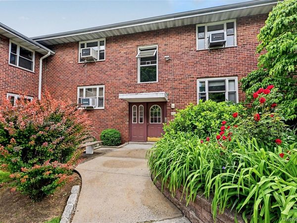 10 DeHaven Drive, Unit 2E, Yonkers, NY 10703