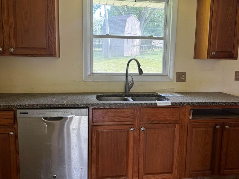 2136 E Home Road , Springfield, OH 45503 Photo 13
