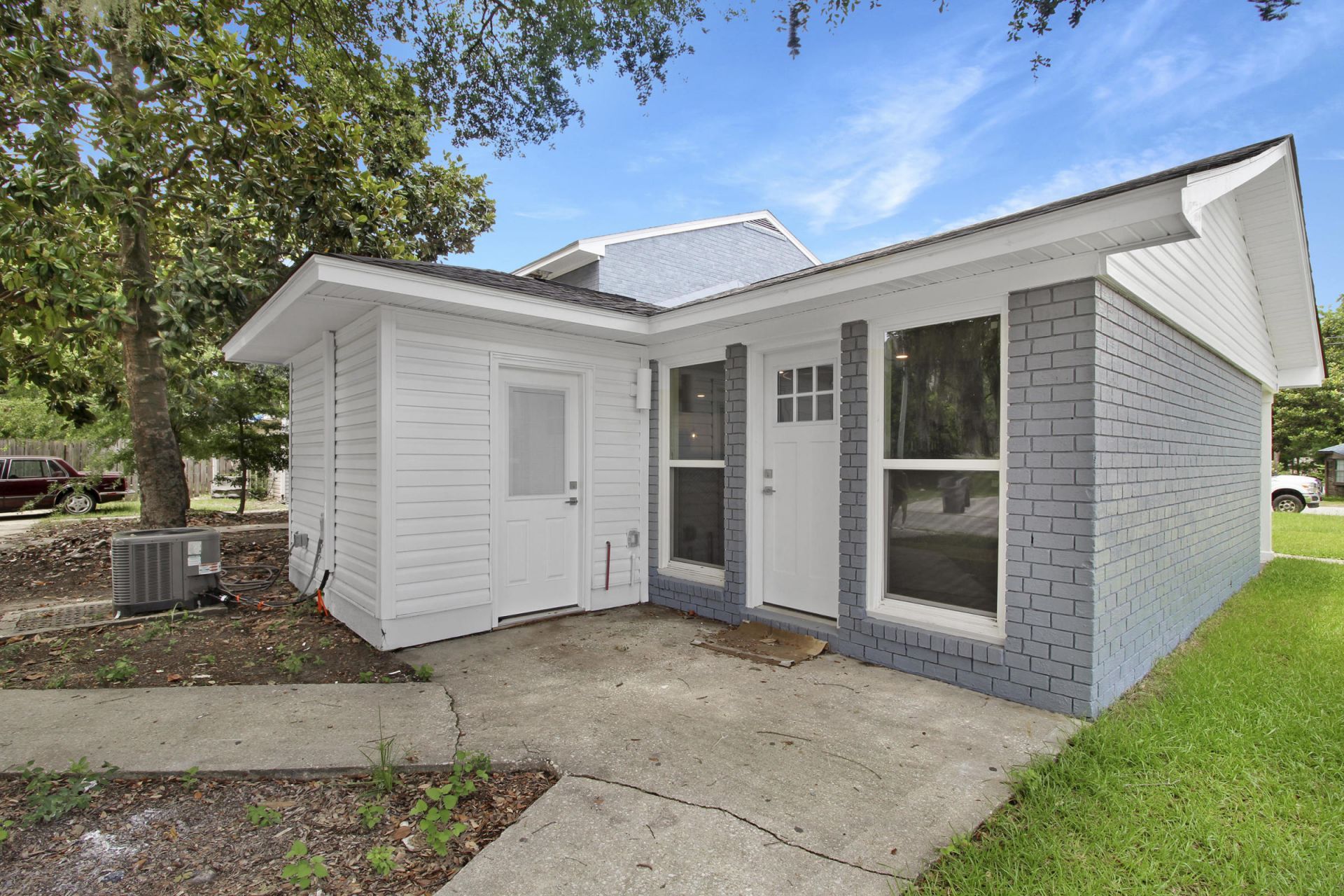 5026 Village Alley Photo 26
