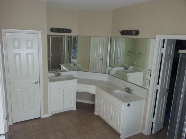 107 Pinedale Drive, Mansfield, TX 76063