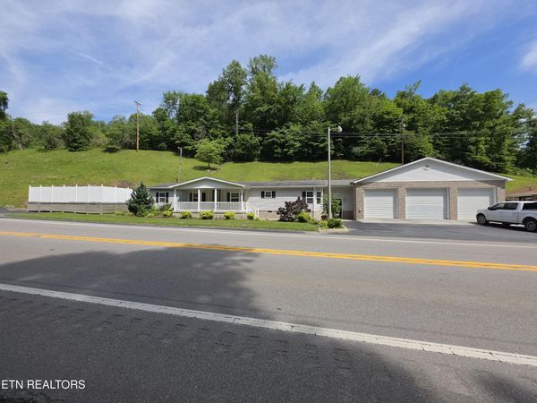 2953 U.S. 119 , Pineville, KY 40977