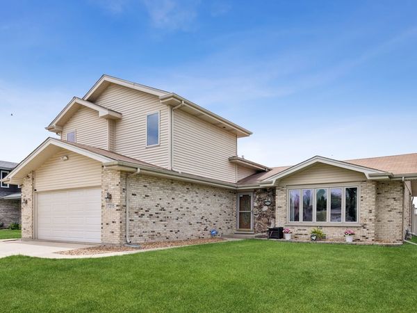 17218 Shetland Drive , Tinley Park, IL 60487