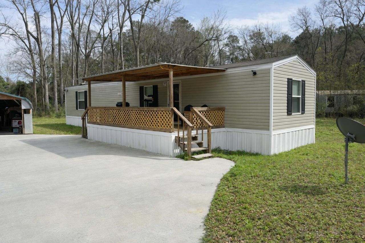 746 Madison Street Photo 20