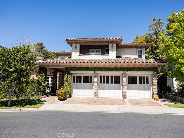 32 Gleneagles Drive, Newport Beach, CA 92660