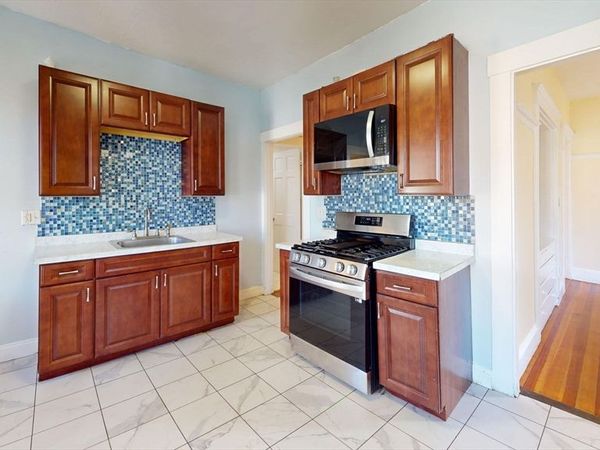 19 Nightingale St, Unit 3, Boston, MA 02124