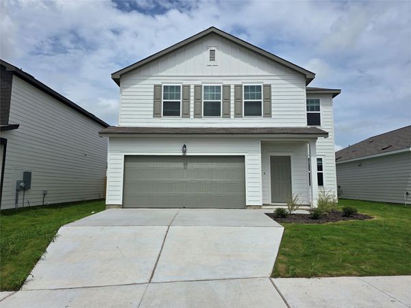 121 Blazilmar LN , Taylor, TX 76574