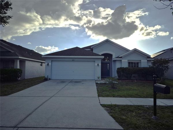 6833 RUNNER OAK DRIVE , ZEPHYRHILLS, FL 33545