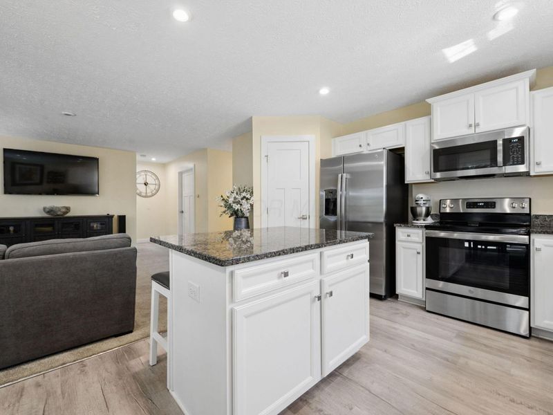6558 Turning Stone Loop, Canal Winchester, OH 43110 Photo 11
