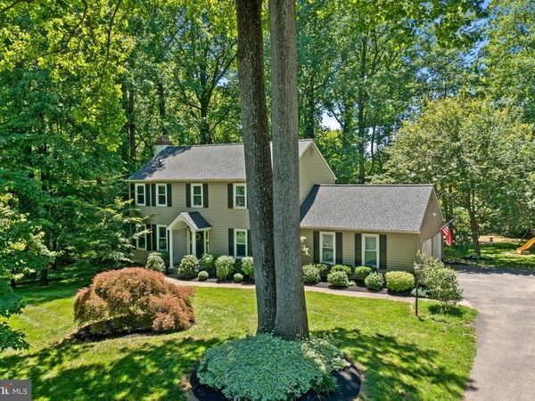 702 GREAT OAK LANE, KENNETT SQUARE, PA 19348