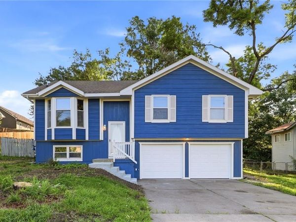 905 S Washington Avenue, Knob Noster, MO 65336