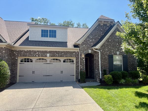 1008 Callaway Dr, Lebanon, TN 37087